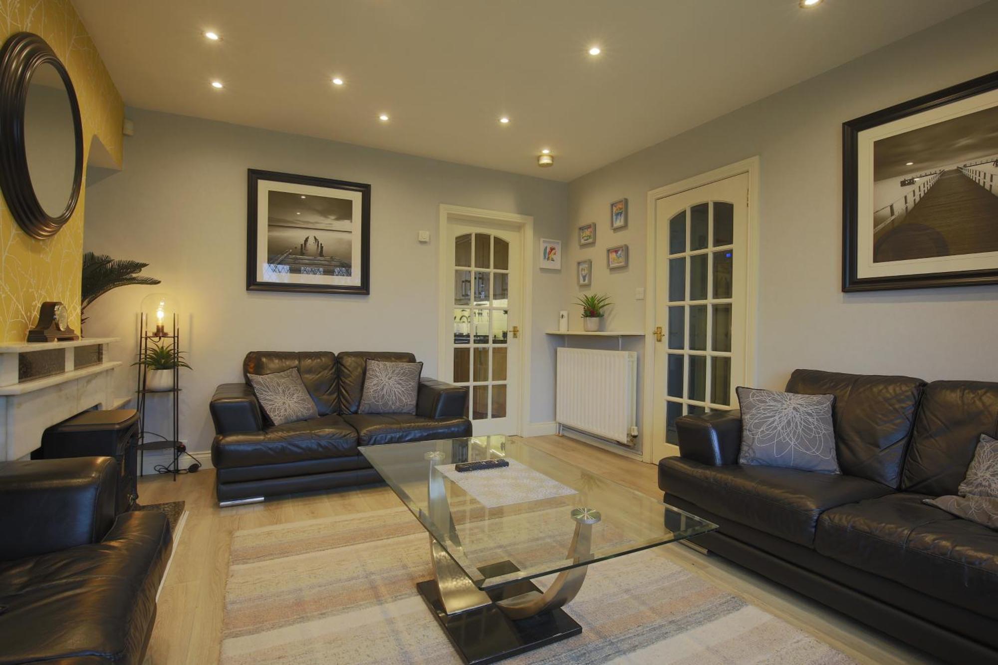 Spacious 4 Bedroom Home - 5 Min Walk To Town Enniskillen Exterior photo
